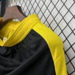 pantalon-corto-borussia-dortmund-primera-equipacion-2025-2026-pretina pantalon-corto-borussia-dortmund-primera-equipacion-2025-2026-pretina