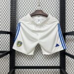 pantalon-corto-leeds-united-primera-equipacion-2025-2026 pantalon-corto-leeds-united-primera-equipacion-2025-2026
