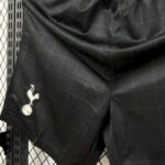 pantalon-corto-tottenham-segunda-equipacion-2025-2026-parte-inferior pantalon-corto-tottenham-segunda-equipacion-2025-2026-parte-inferior