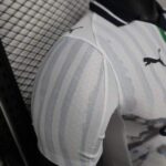 camiseta-monterrey-version-jugador-edicion-especial-mundial-2026-puño camiseta-monterrey-version-jugador-edicion-especial-mundial-2026-puño