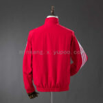 cortaviento-liverpool-reversible-blanco-rojo-2025-2026-parte-trasera cortaviento-liverpool-reversible-blanco-rojo-2025-2026-parte-trasera