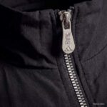 Cortaviento Liverpool Negro 2025-2026 cuello Cortaviento Liverpool Negro 2025-2026 cuello