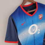 camiseta-arsenal-segunda-equipacion-retro-2002-2004-puño camiseta-arsenal-segunda-equipacion-retro-2002-2004-puño