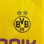 camiseta-borussia-dortmund-primera-equipacion-retro-1999-2000-escudo