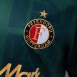 camiseta-feyenoord-cuarta-equipacion-2025-2026-escudo