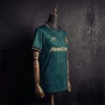 camiseta-feyenoord-cuarta-equipacion-2025-2026-lateral