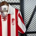 camiseta-granada-primera-equipacion-retro-2005-2006-puño camiseta-granada-primera-equipacion-retro-2005-2006-puño