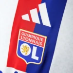 camiseta-lyon-primera-equipacion-manga-larga-2025-2026-escudo camiseta-lyon-primera-equipacion-manga-larga-2025-2026-escudo