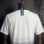 camiseta-tottenham-primera-equipacion-retro-2018-2019-cuello-trasero camiseta-tottenham-primera-equipacion-retro-2018-2019-cuello-trasero