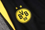 chandal-borussia-dortmund-cremallera-baja-2025-2026-escudo-pantalon chandal-borussia-dortmund-cremallera-baja-2025-2026-escudo-pantalon