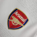Camiseta-arsenal-segunda-equipacion-retro-2007-2008-escudo