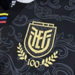 camiseta-ecuador-portero-mundial-2026-escudo