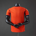 camiseta-holanda-primera-equipacion-version-jugador-mundial-2026-parte-trasera camiseta-holanda-primera-equipacion-version-jugador-mundial-2026-parte-trasera