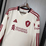 camiseta-liverpool-segunda-equipacion-manga-larga-2025-2026-pecho-2