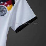 body-de-bebe-alemania-primera-equipacion-2026-2027-puño