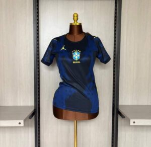 camiseta-brasil-segunda-equipacion-mujer-mundial-2026