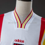 camiseta-españa-segunda-equipacion-manga-larga-retro-1996-cuello camiseta-españa-segunda-equipacion-manga-larga-retro-1996-cuello