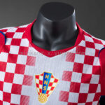 camiseta-croacia-primera-equipacion-version-jugador-mundial-2026-pecho camiseta-croacia-primera-equipacion-version-jugador-mundial-2026-pecho