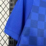 camiseta-croacia-segunda-equipacion-mundial-2026-puño camiseta-croacia-segunda-equipacion-mundial-2026-puño