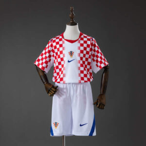 conjunto-niño-croacia-primera-equipacion-mundial-2026