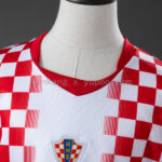 conjunto-niño-croacia-primera-equipacion-mundial-2026-cuello