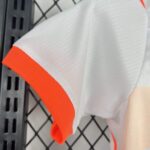 conjunto-niño-holanda-segunda-equipacion-mundial-2026-puño conjunto-niño-holanda-segunda-equipacion-mundial-2026-puño