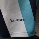 camiseta-argentina-calentamiento-version-jugador-mundial-2026-parte-inferior camiseta-argentina-calentamiento-version-jugador-mundial-2026-parte-inferior