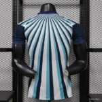 camiseta-argentina-calentamiento-version-jugador-mundial-2026-parte-trasera camiseta-argentina-calentamiento-version-jugador-mundial-2026-parte-trasera