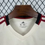 camiseta-liverpool-segunda-equipacion-2025-2026-cuello