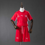 conjunto-niño-suiza-primera-equipacion-mundial-2026