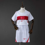 conjunto-niño-turquia-primera-equipacion-mundial-2026