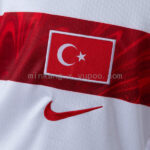 conjunto-niño-turquia-primera-equipacion-mundial-2026-pecho