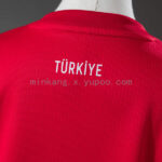 conjunto-niño-turquia-segunda-equipacion-mundial-2026-cuello-trasero conjunto-niño-turquia-segunda-equipacion-mundial-2026-cuello-trasero