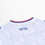 camiseta-cabo-verde-segunda-equipacion-mundial-2026-cuello-trasero