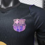 camiseta-fc-barcelona-segunda-equipacion-version-jugador-2026-2027-escudo camiseta-fc-barcelona-segunda-equipacion-version-jugador-2026-2027-escudo