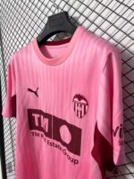 camiseta-valencia-fc-tercera-equipacion-2026-2027-puño