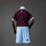 conjunto-niño-aston-villa-primera-equipacion-2026-2027-parte-trasera