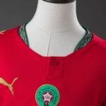 conjunto-niño-marruecos-primera-equipacion-mundial-2026-escudo