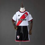 conjunto-niño-river-plate-primera-equipacion-2026-2027 conjunto-niño-river-plate-primera-equipacion-2026-2027