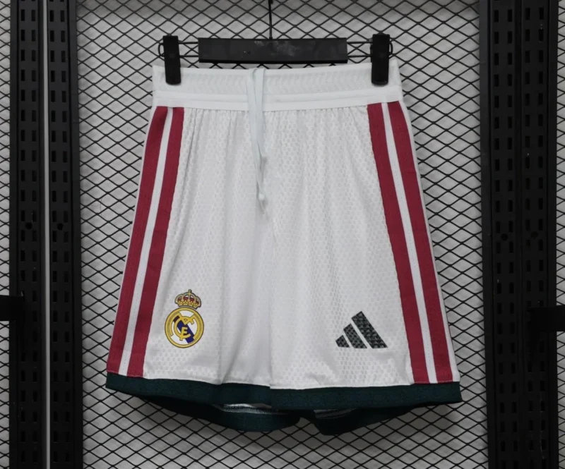 pantalon-corto-real-madrid-primera-equipacion-version-jugador-2026-2027