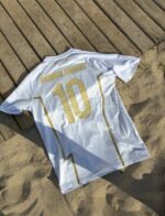 Camiseta Ravenna Ronaldinho R10 2026/27 - dorsal opcional Espalda de la camiseta Ravenna FC R10 con personalización Ronaldinho 10 en dorado