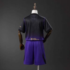conjunto-niño-barcelona-segunda-equipacion-kobe-bryant-2026-2027-parte-trasera