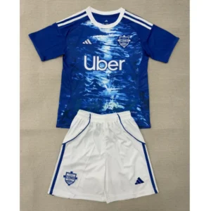 conjunto-niño-como-primera-equipacion-2025-2026