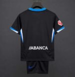 conjunto-niño-deportivo-de-la-coruña-segunda-equipacion-2026-2027-parte-trasera