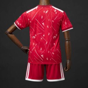 conjunto-niño-liverpool-primera-equipacion-2026-2027-parte-trasera
