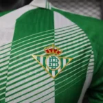 camiseta-real-betis-primera-equipacion-version-jugador-2026-2027-escudo