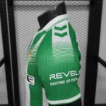 camiseta-real-betis-primera-equipacion-version-jugador-2026-2027-puño