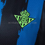 camiseta-real-betis-tercera-equipacion-2026-2027-escudo