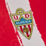 camiseta-ud-almeria-primera-equipacion-2026-2027-escudo