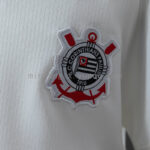 conjunto-niño-corinthians-primera-equipacion-2026-2027-escudo